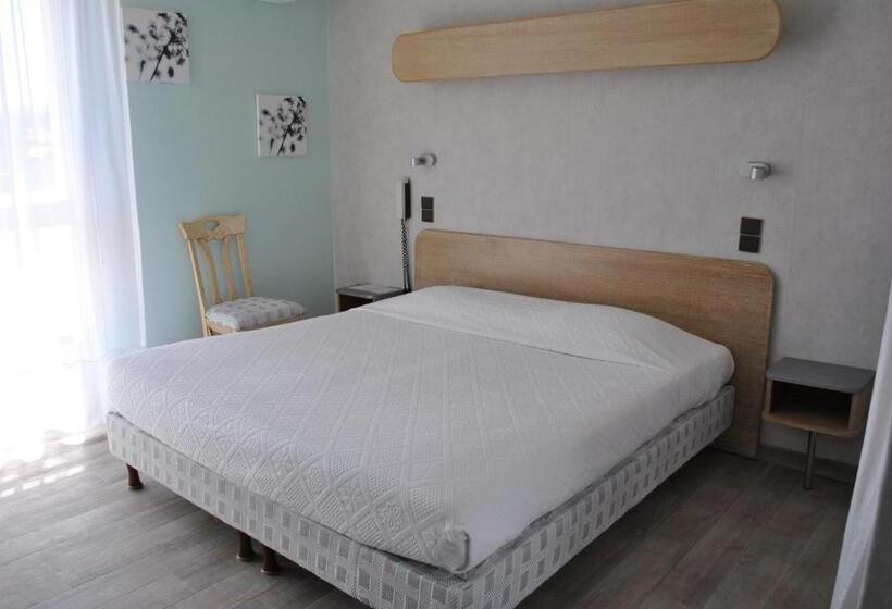 スーペリアールーム, Hostellerie Saint Benoît