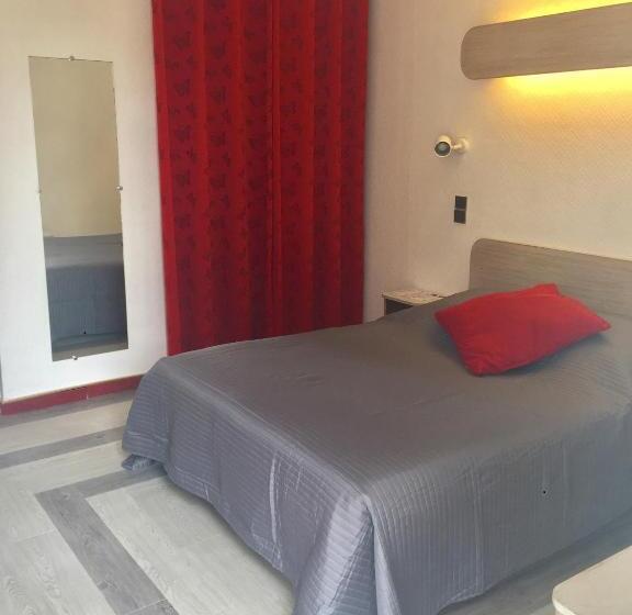 Номер Стандарт Вид на Сад, Hostellerie Saint Benoît