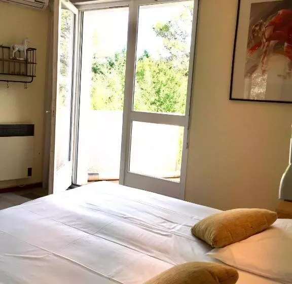 Familjerum, Hostellerie Saint Benoît