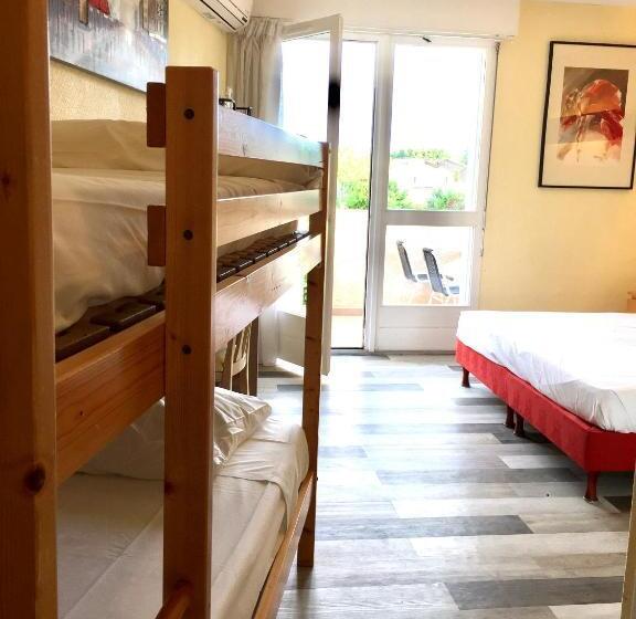 ファミリールーム, Hostellerie Saint Benoît