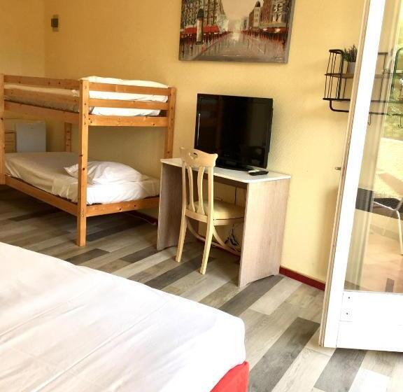 Семейный Номер, Hostellerie Saint Benoît