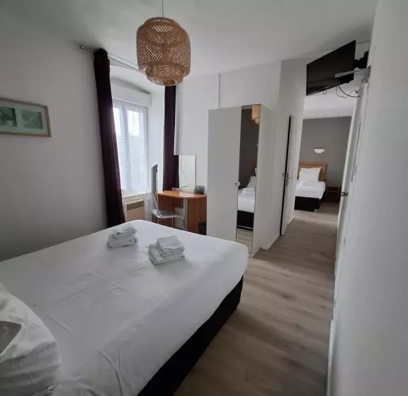 スタンダード４人部屋, Hôtel Du Château