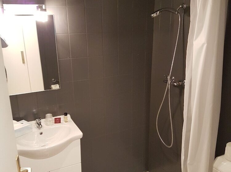 غرفة قياسية فردية, Citotel L Echo Des Montagnes