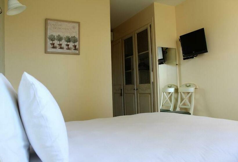 غرفة قياسية, Le Mas Du Colombier