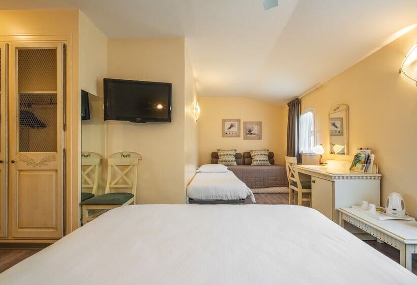 غرفة ديلوكس, Le Mas Du Colombier