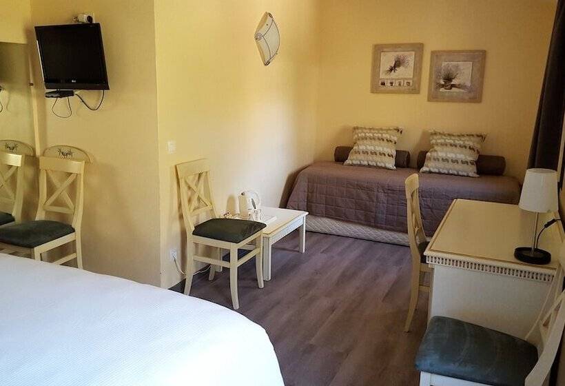 غرفة ديلوكس, Le Mas Du Colombier