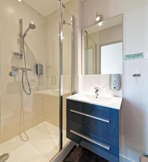 スタンダードルーム, Contact Hôtel Du Commerce Et Son Restaurant Côte à Côte