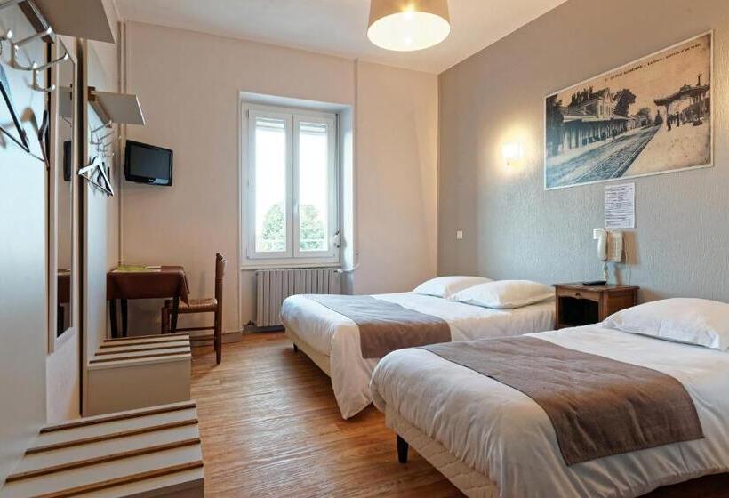 スタンダードトリプルルーム, Contact Hôtel Du Commerce Et Son Restaurant Côte à Côte