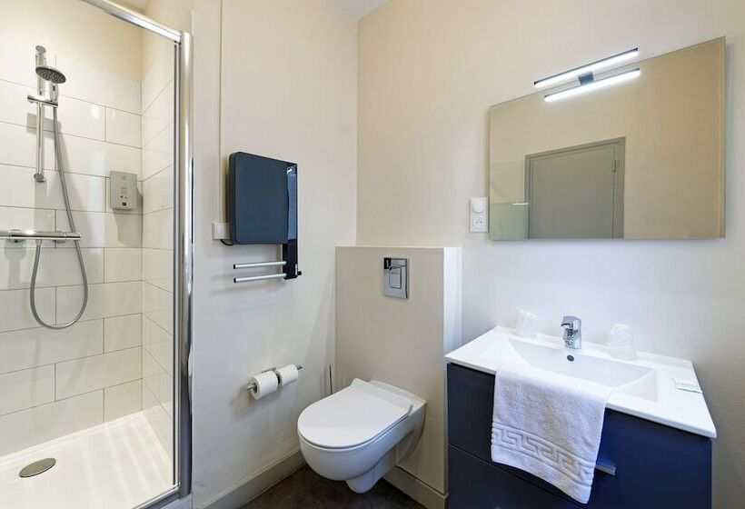 スタンダードルーム, Contact Hôtel Du Commerce Et Son Restaurant Côte à Côte