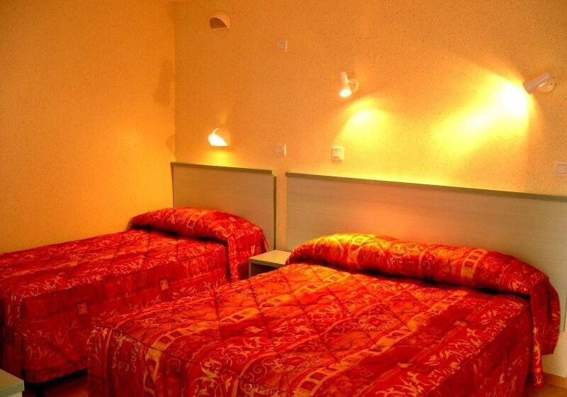 标准三人间, Logis Hôtel Le Pan De Bois