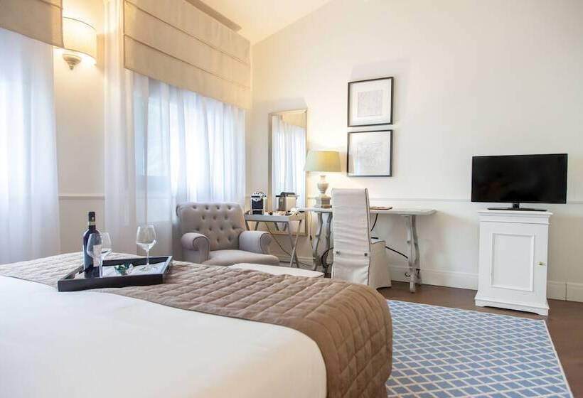 سوییت جونیور, Palazzo Lorenzo Hotel Boutique & Spa