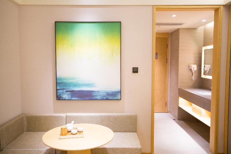 キングサイズベッドのスタンダードルーム, Protea Hotel By Marriott Knysna Quays