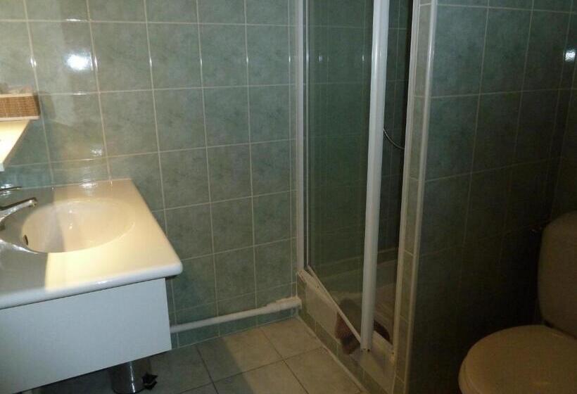 חדר סטנדרט, Restaurant Le Commerce