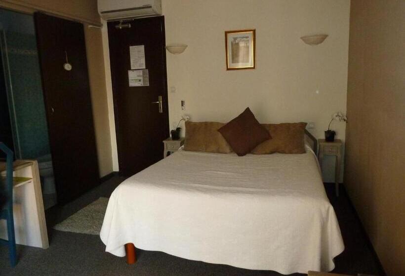 חדר סטנדרט, Restaurant Le Commerce