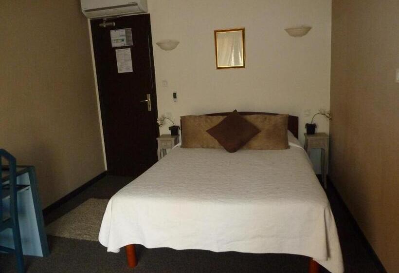 חדר סטנדרט, Restaurant Le Commerce