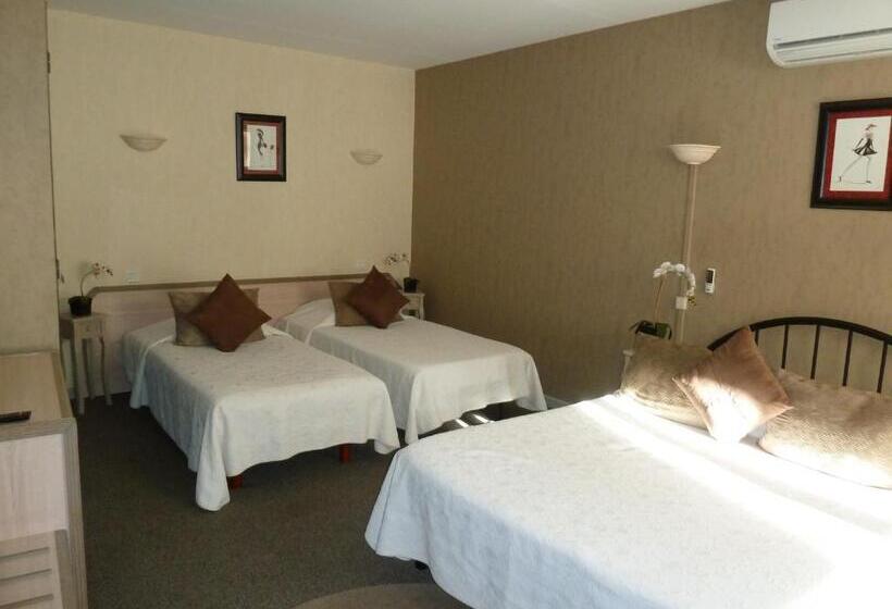 חדר משפחתי, Restaurant Le Commerce