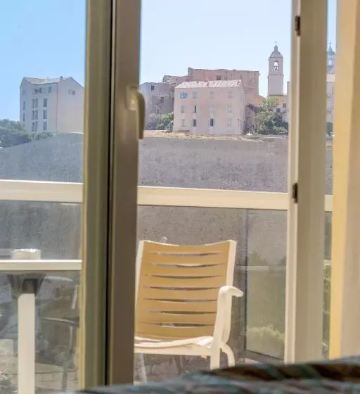 اتاق استاندارد با چشم‌انداز دریا, Saint Christophe