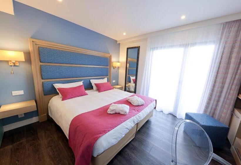 اتاق سوپریور با چشمانداز دریا, Saint Christophe