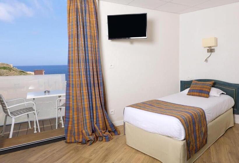 اتاق استاندارد سه نفره با چشمانداز کنار دریا, Saint Christophe