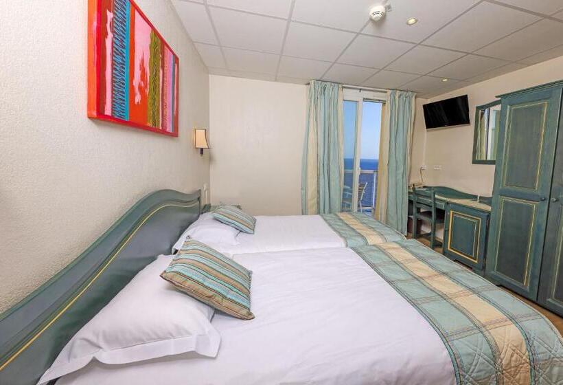 اتاق استاندارد با چشمانداز دریا, Saint Christophe