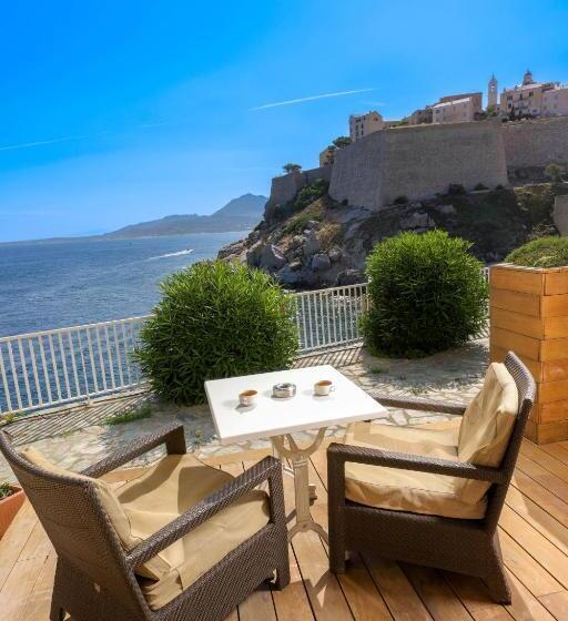 اتاق سوپریور با چشمانداز, Saint Christophe