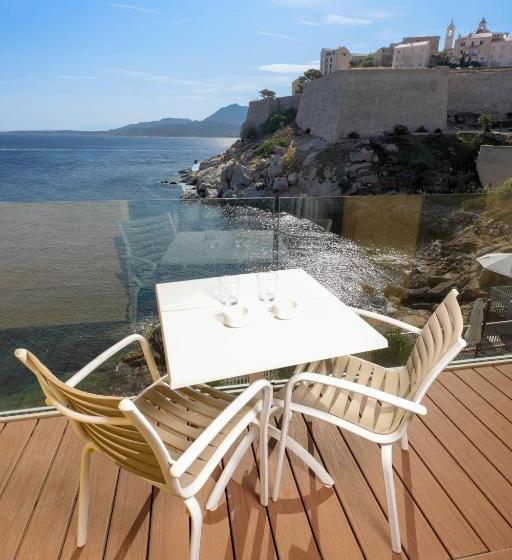 اتاق سوپریور با چشمانداز, Saint Christophe