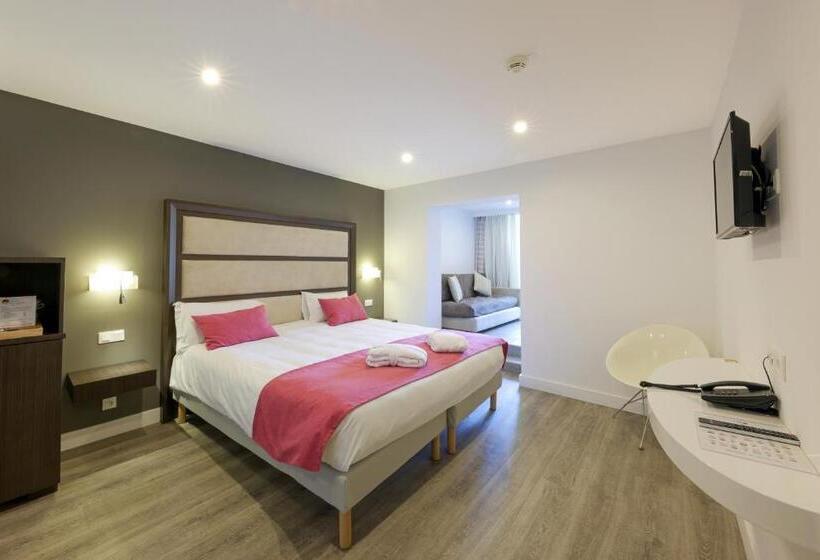 اتاق سه نفره سوپریور با چشمانداز باغ, Saint Christophe