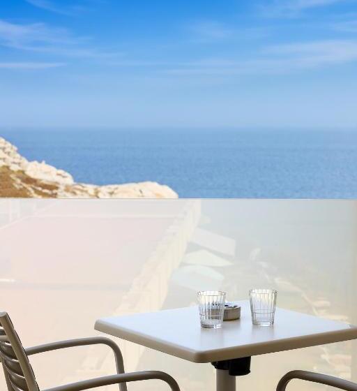 اتاق سوپریور با چشمانداز جانبی دریا, Saint Christophe