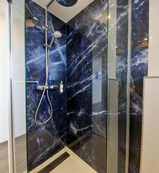 اتاق سوپریور با چشمانداز دریا, Saint Christophe