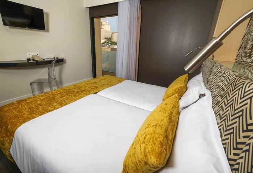 اتاق سوپریور با چشمانداز باغ, Saint Christophe