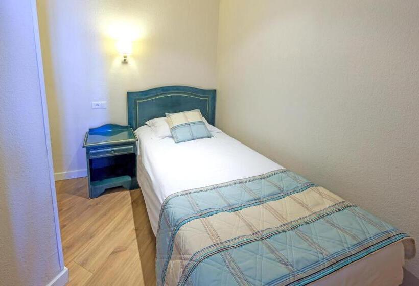 اتاق استاندارد سه نفره با چشمانداز کنار دریا, Saint Christophe