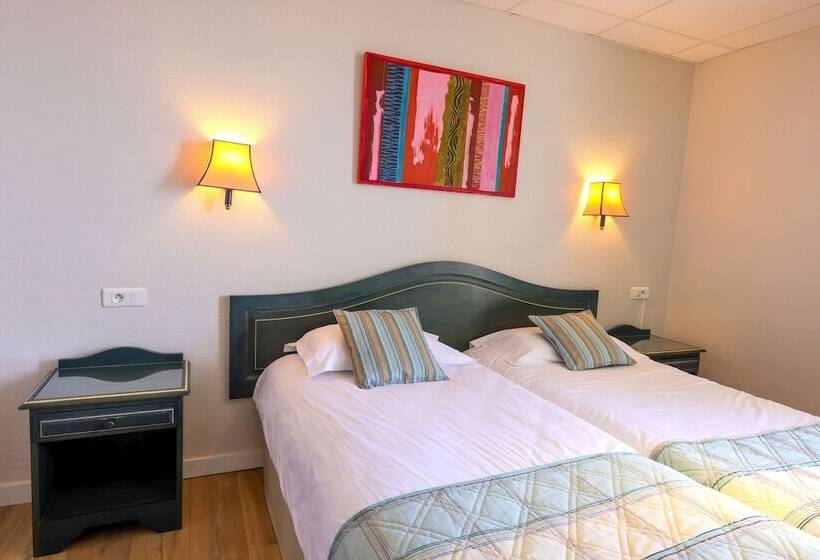 اتاق استاندارد با چشمانداز دریا, Saint Christophe