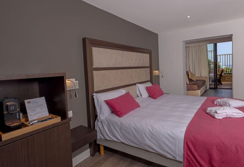 اتاق سه نفره سوپریور با چشمانداز باغ, Saint Christophe