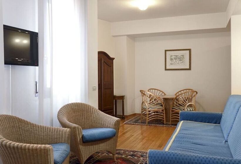 سوئیت کلاسیک, San Marco Palace