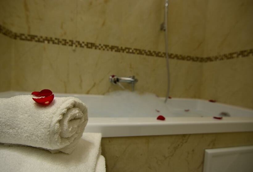 سوییت لوکس, San Marco Palace