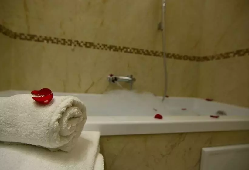 سوییت لوکس, San Marco Palace