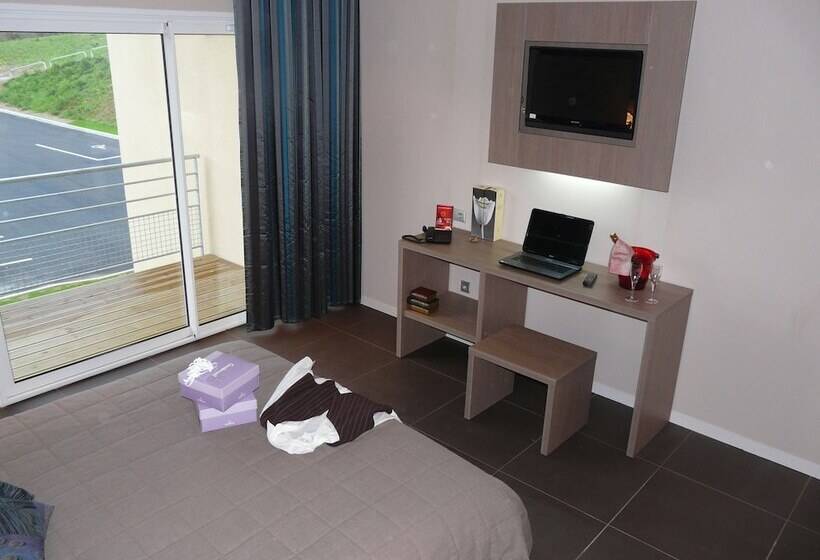 スタンダードルーム, The Originals City, Hôtel De France, Bessinessurgartempe