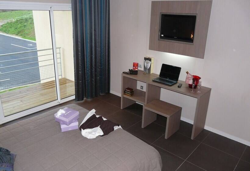 スタンダードルーム, The Originals City, Hôtel De France, Bessinessurgartempe