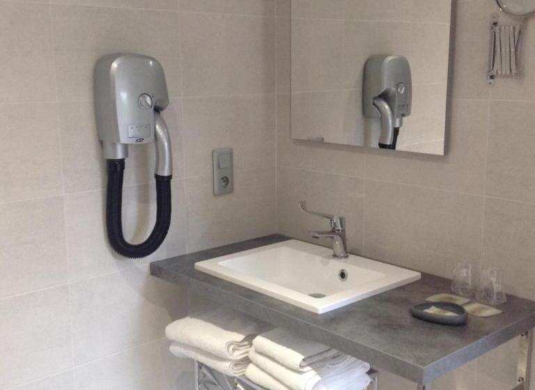 غرفة سوبيريور عائلية, Auberge De L Abbaye Logis Hôtel Restaurant