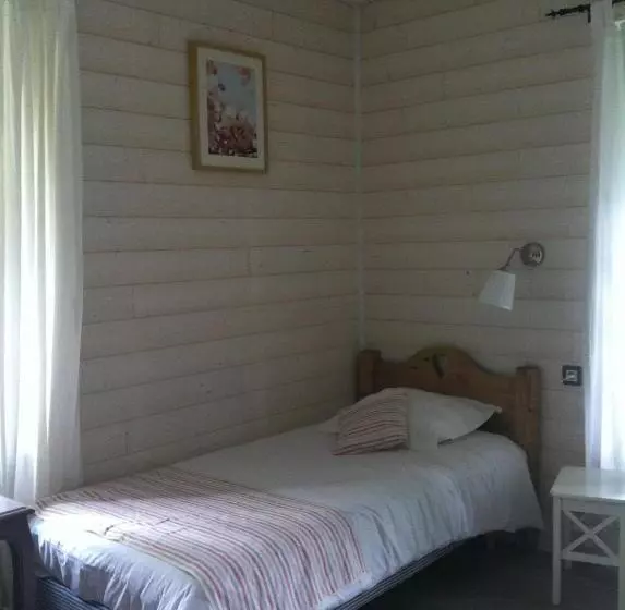 スタンダード４人部屋, Auberge Du Lac