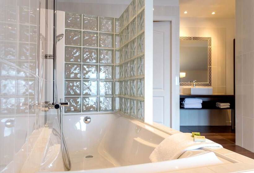 חדר סופריור, Chez La Rose