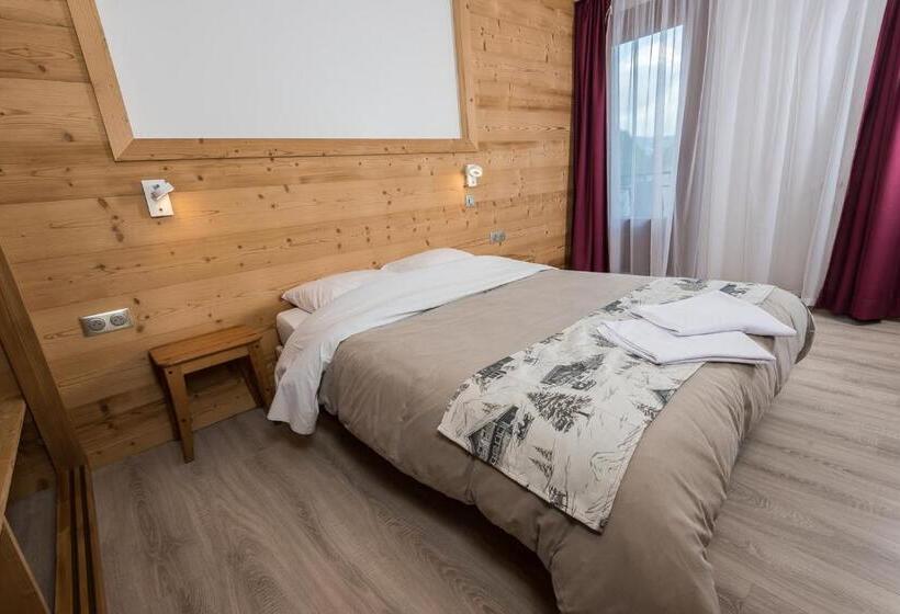 חדר סטנדרט לארבעה, Flor Alpes