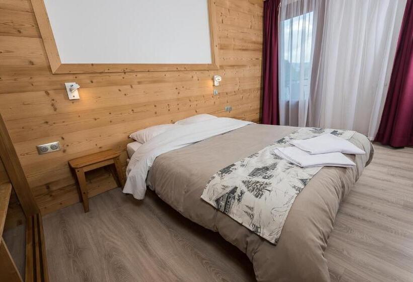 חדר סטנדרט לארבעה, Flor Alpes