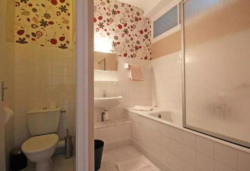 浴室共有ファミリールーム, Gite Le Relais Saint Michel