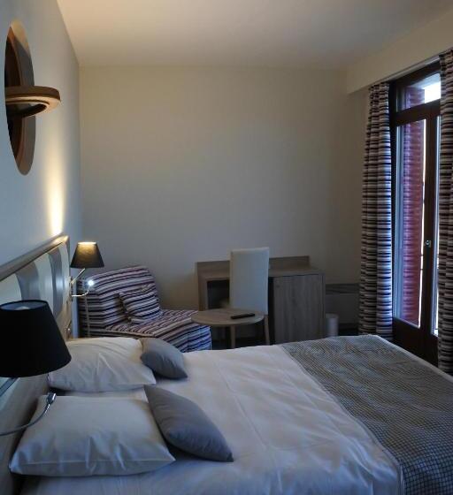 レイクビュースタンダードルーム, Hôtel Des Princes