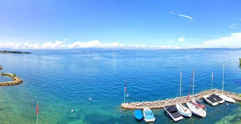 Suite with lake view, Hôtel Des Princes