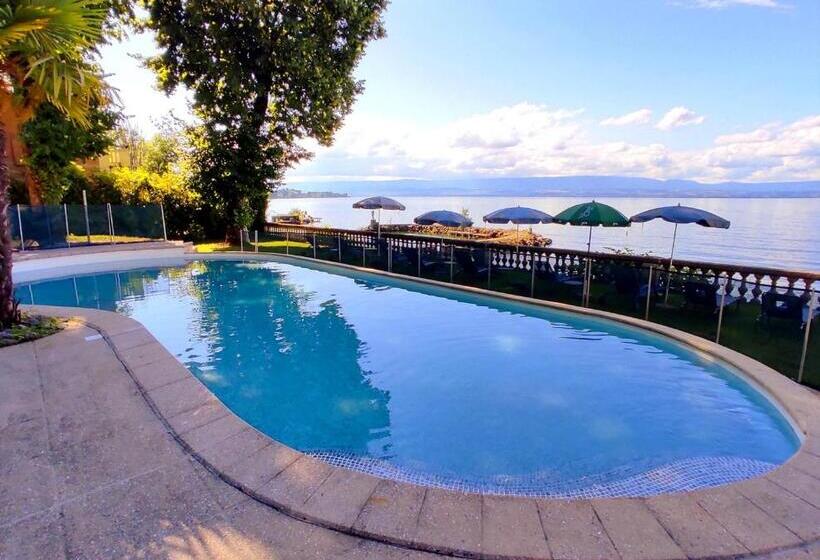 プールビュースタンダードルーム, Hôtel Des Princes