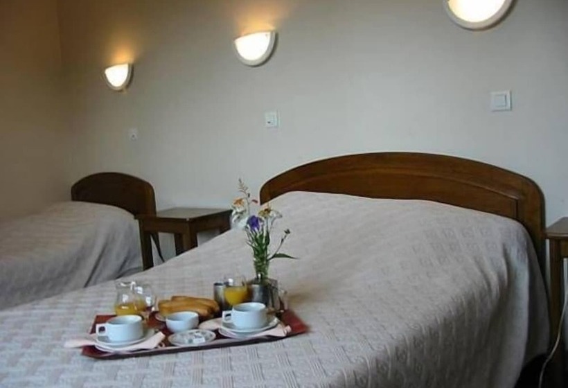 غرفة قياسية, Restaurant La Paix La Robe Et Le Palais