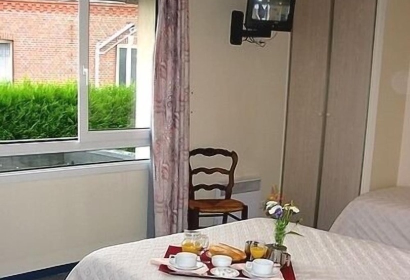 Номер Стандарт Трехместный, Restaurant La Paix La Robe Et Le Palais