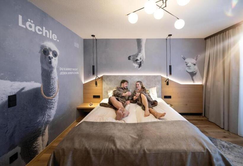 Classic room with balcony, Landrefugium Obermüller Spa & Naturresort 4,5 Sterne